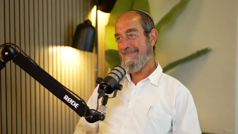 После двадцати лет в ешиве Бней Цви: раввин Аарон Троп раскрывает новую мечту